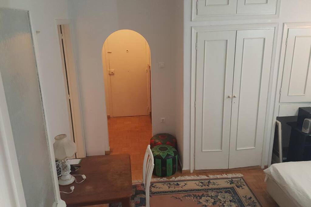 Central Studio Apartment Next To Plaka Афины Экстерьер фото